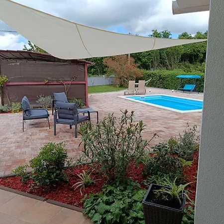 Oasis Near - A House With A Pool, Pet Frendly Barban